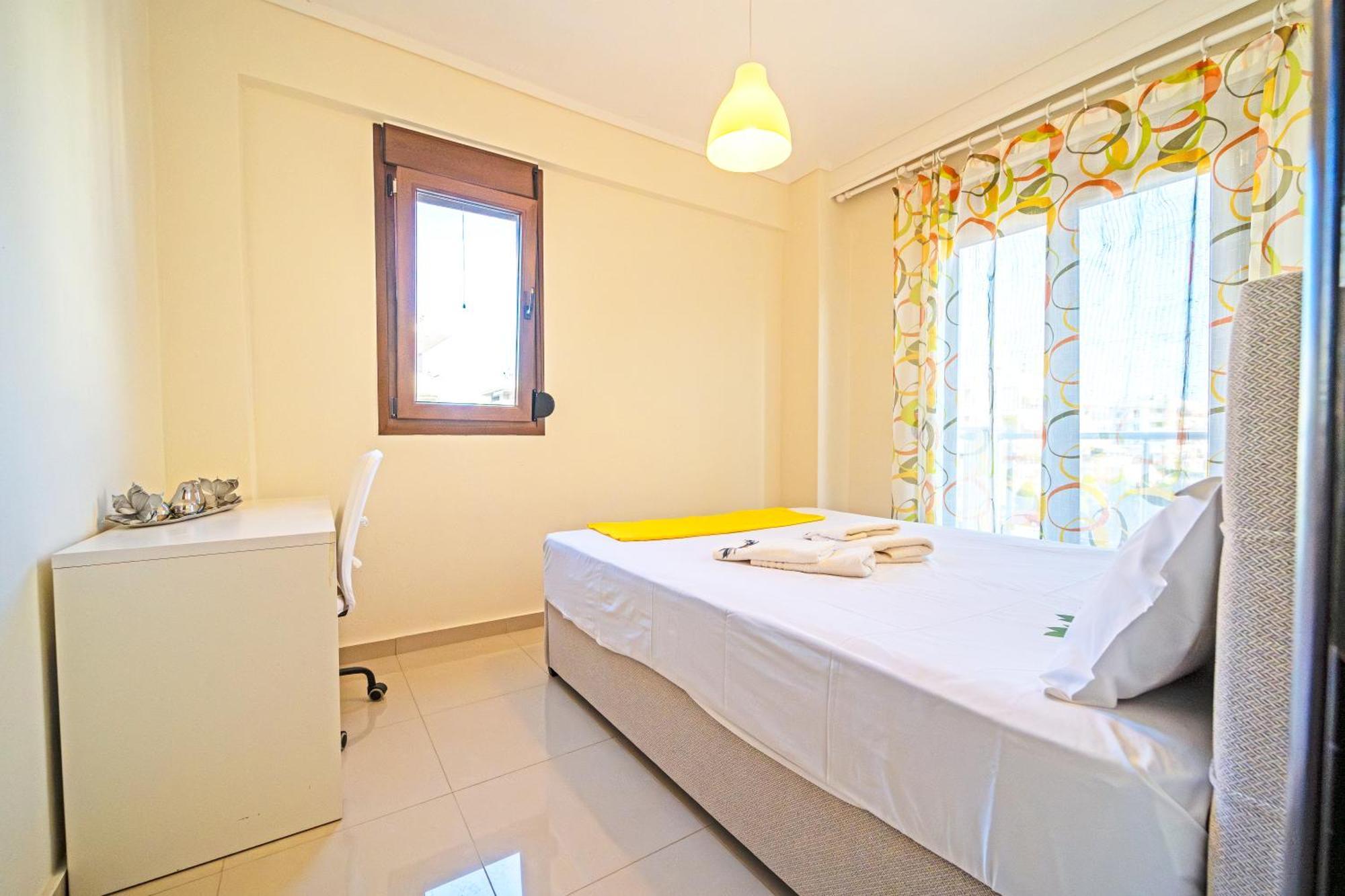 Luxury And Sunny Apartment 250 Mts From The Beach!! Peraia  Luaran gambar