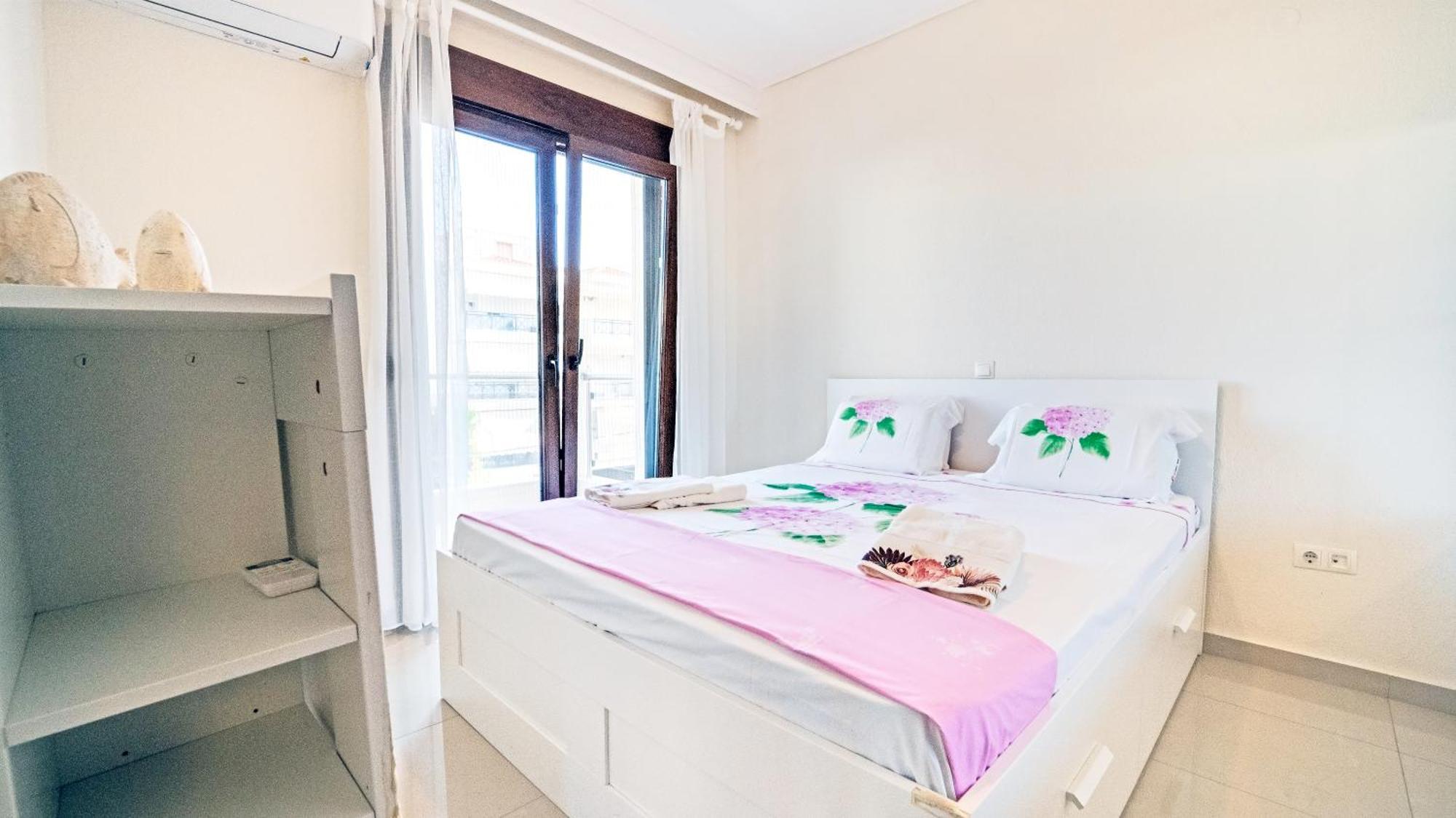 Luxury And Sunny Apartment 250 Mts From The Beach!! Peraia  Luaran gambar